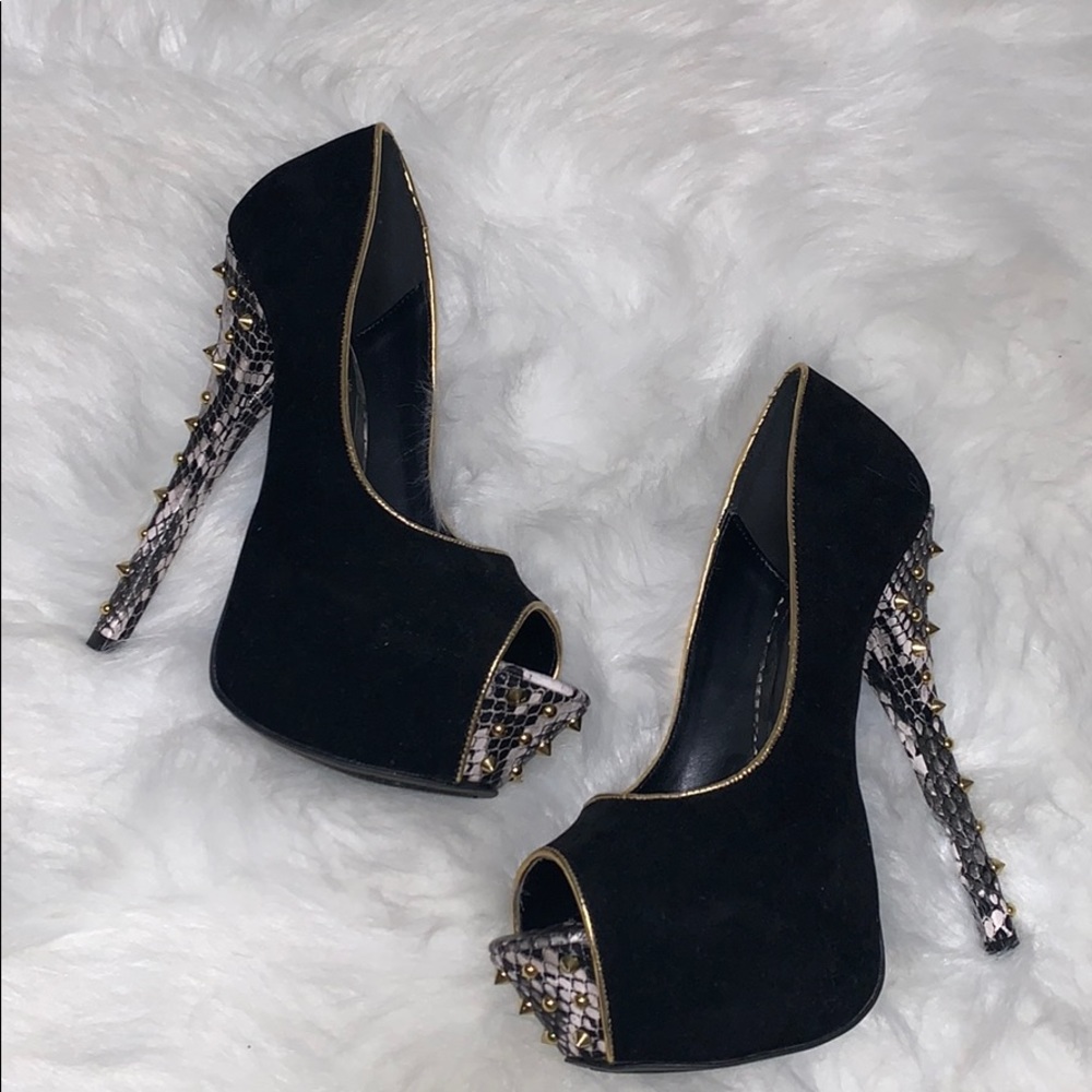 Spikey Black Heels ✨NWOT